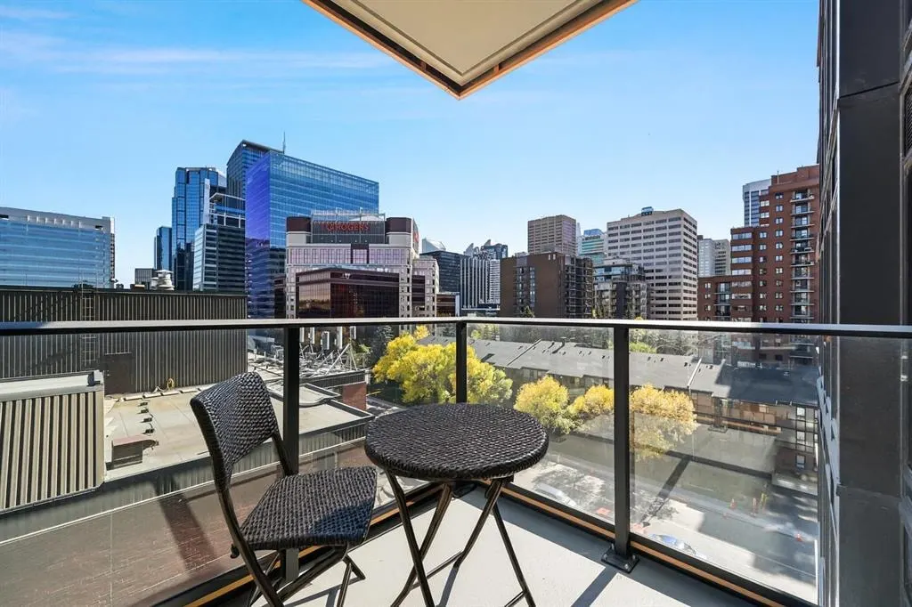 730 2 Avenue SW #704 — photo 3