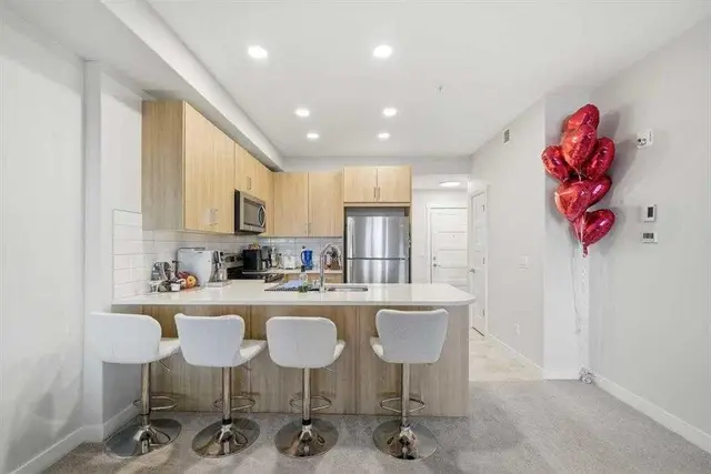 55 wolf hollow Crescent SE #318