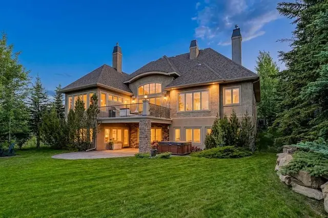 176 Elbow Ridge Bluffs
