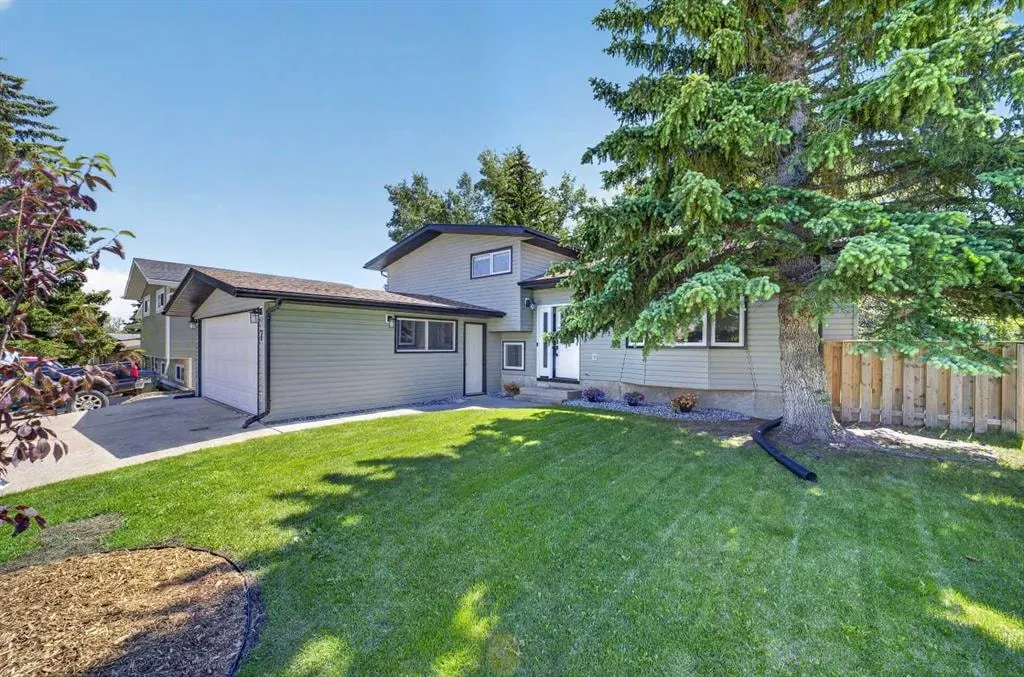 7 Westhill Drive — photo 1
