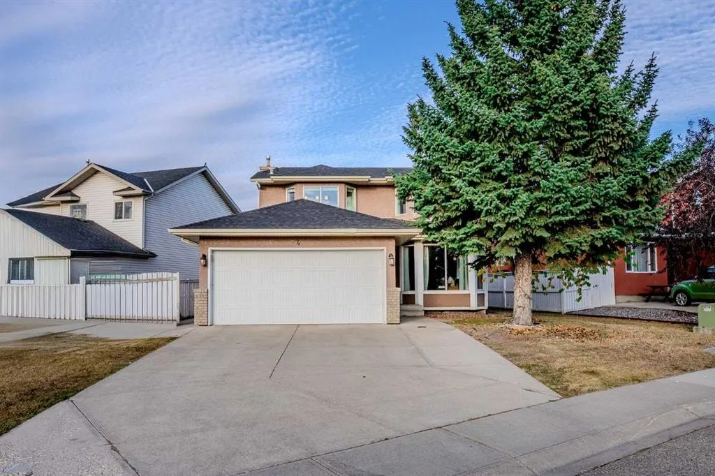 4 Del Ray Crescent NE — photo 2