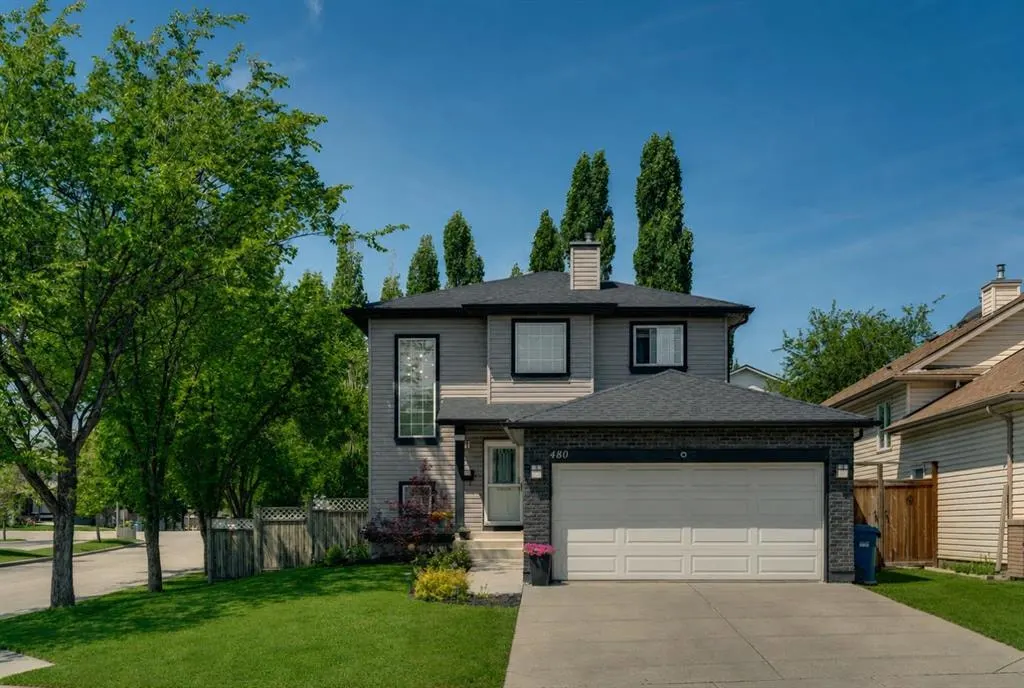 480 Douglas Glen Point SE — photo 1