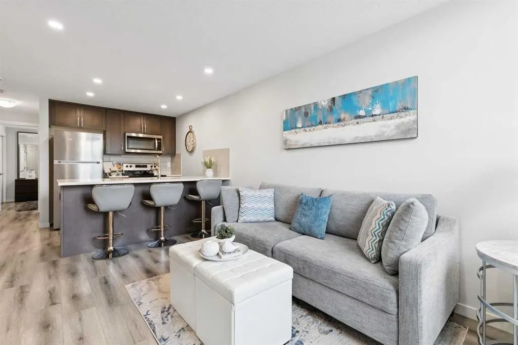 260 Rowley Way NW #412 — photo 3