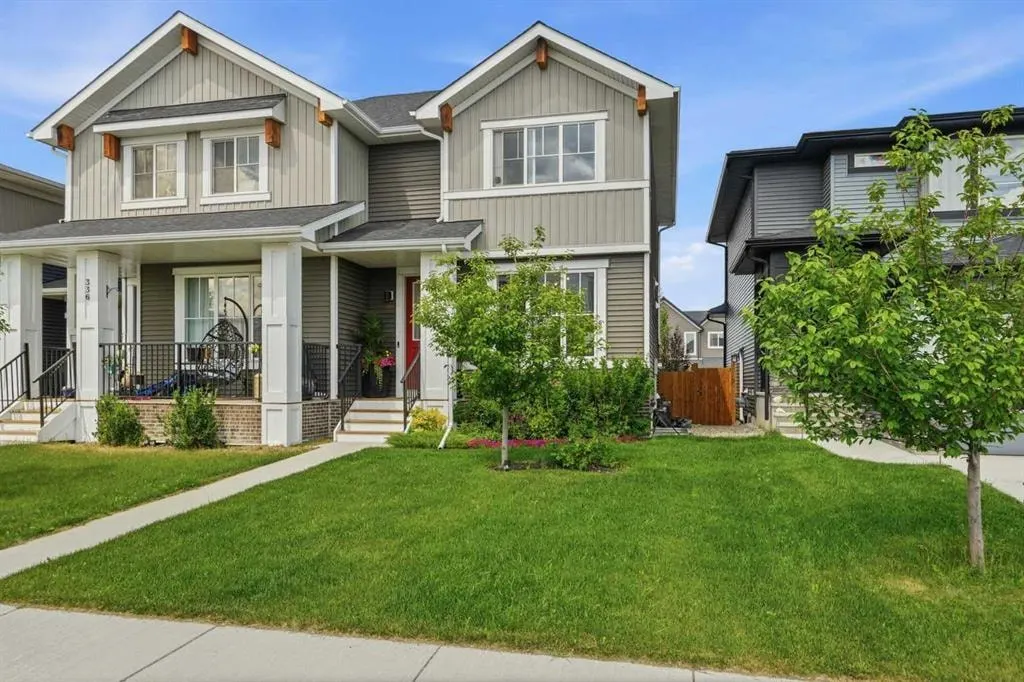 332 Lawthorn Way SE — photo 2