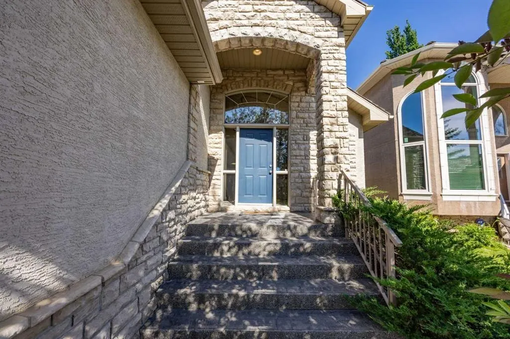 93 Coach Court SW — photo 2