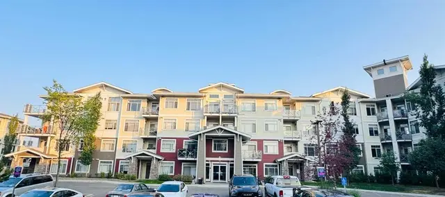 16 Auburn Bay Link SE #208