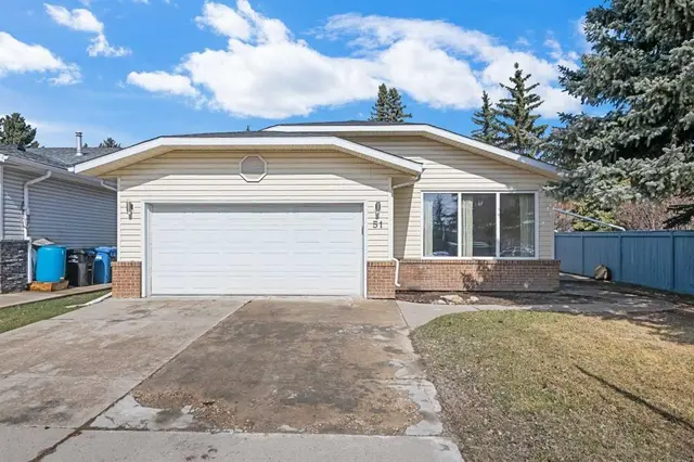 51 Woodmont Road SW