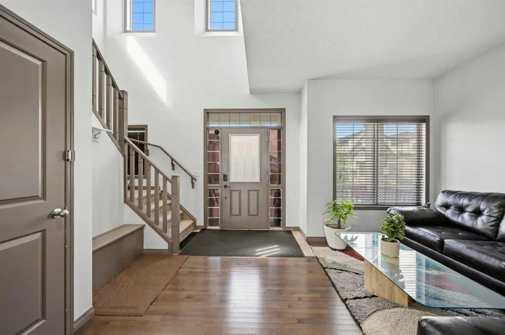 19 Skyview Point Road NE — photo 2