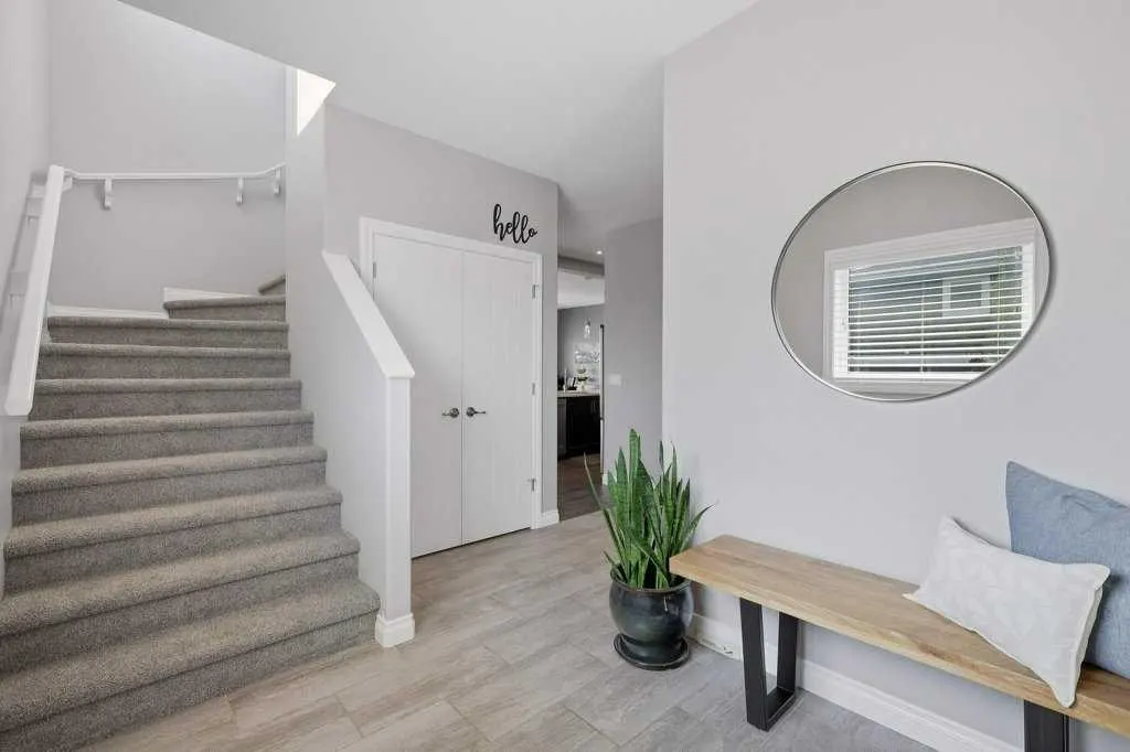 23 VanVeller Way — photo 3