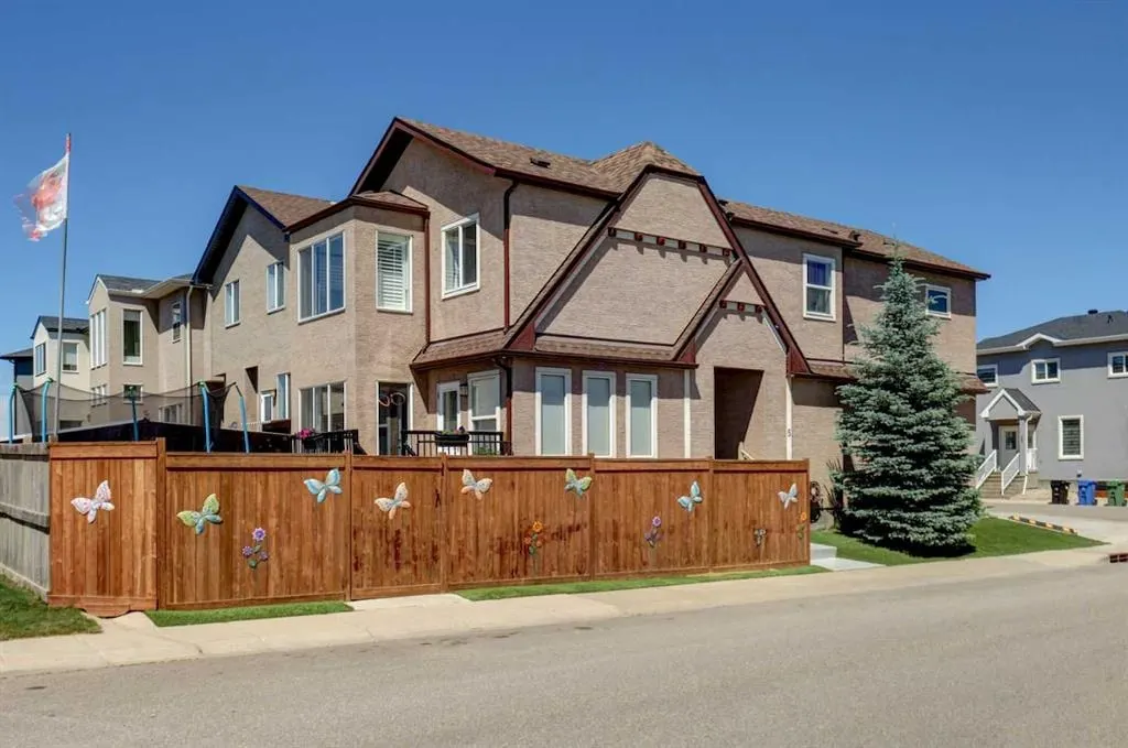 5 Covecreek Mews NE — photo 2