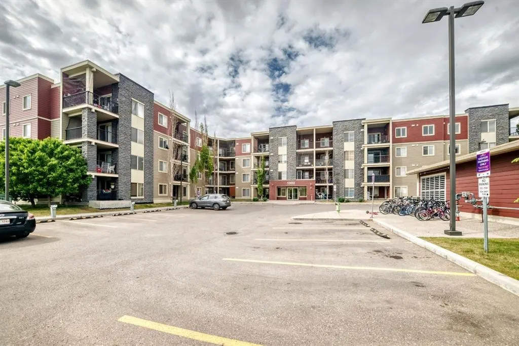 5 Saddlestone Way NE #106 — photo 1