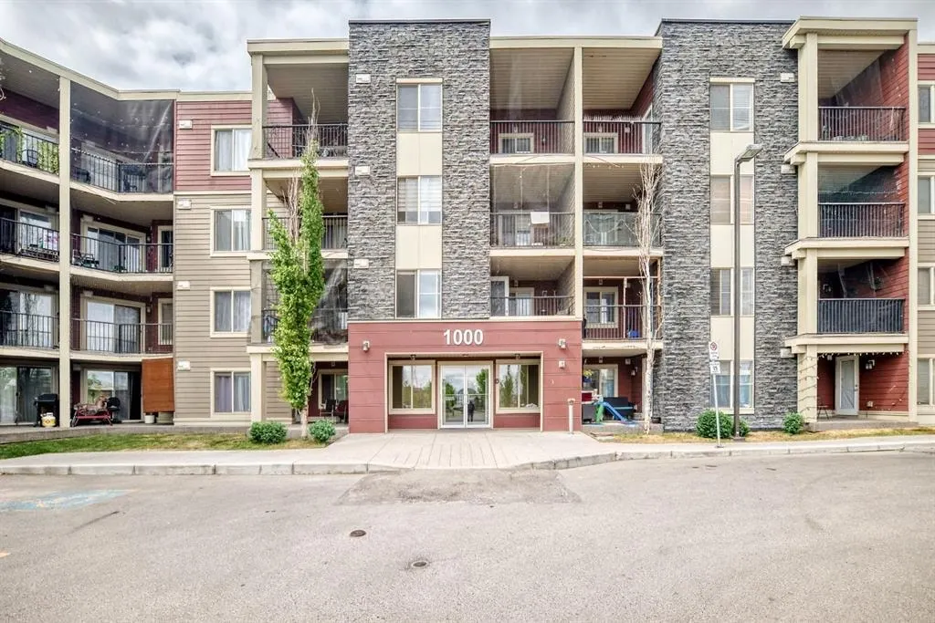 5 Saddlestone Way NE #106 — photo 2