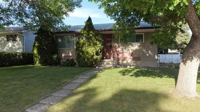 1424 Radisson Drive SE
