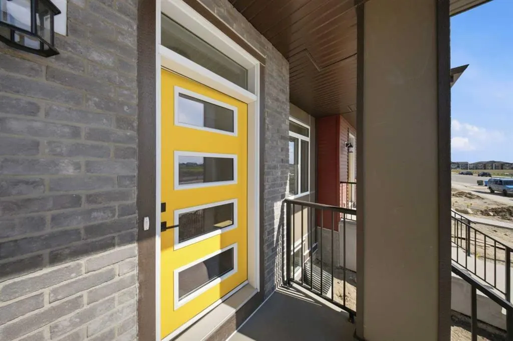 418 Belvedere Boulevard SE — photo 2