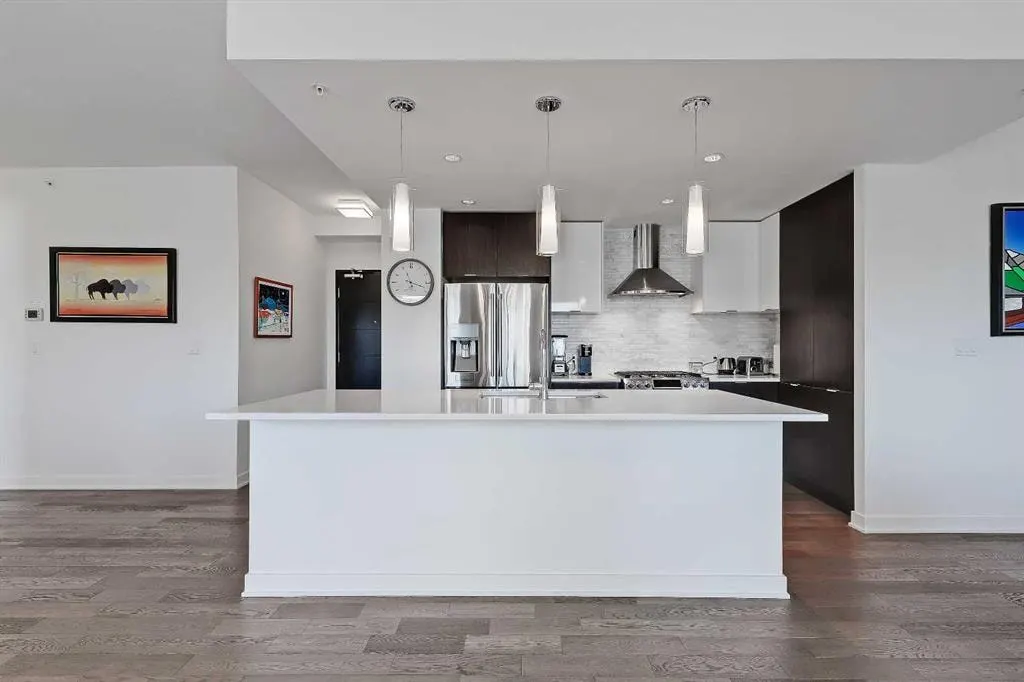 930 6 Avenue SW #3404 — photo 3