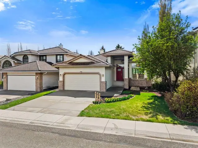 125 Woodpark Close SW
