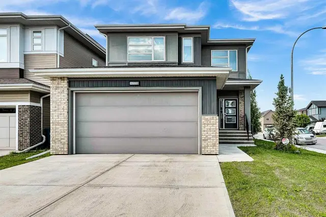 300 Walgrove Boulevard SE