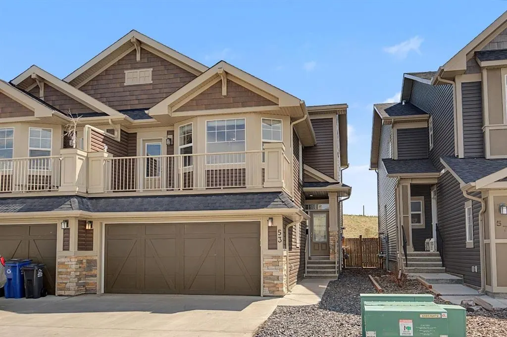 53 Fireside Crescent — photo 1