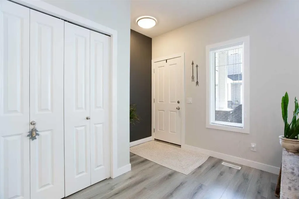 561 Canals Crossing SW — photo 3