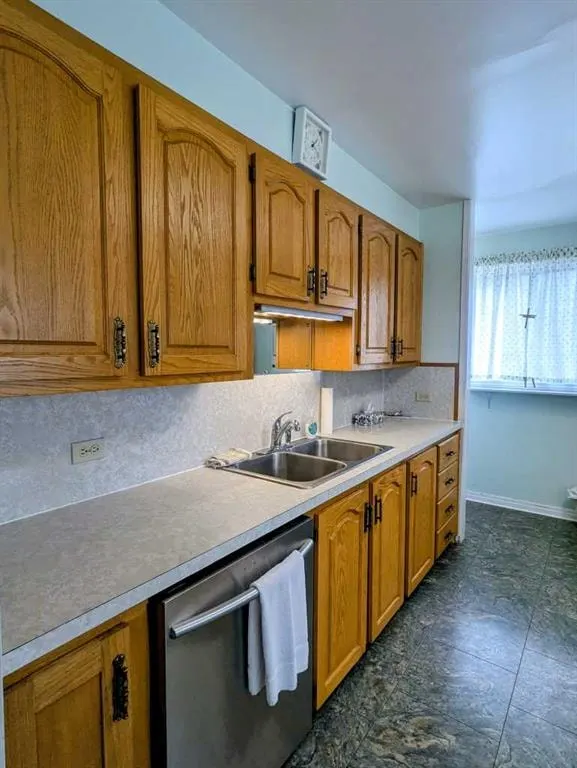 3322 Centre B Street NW — photo 2