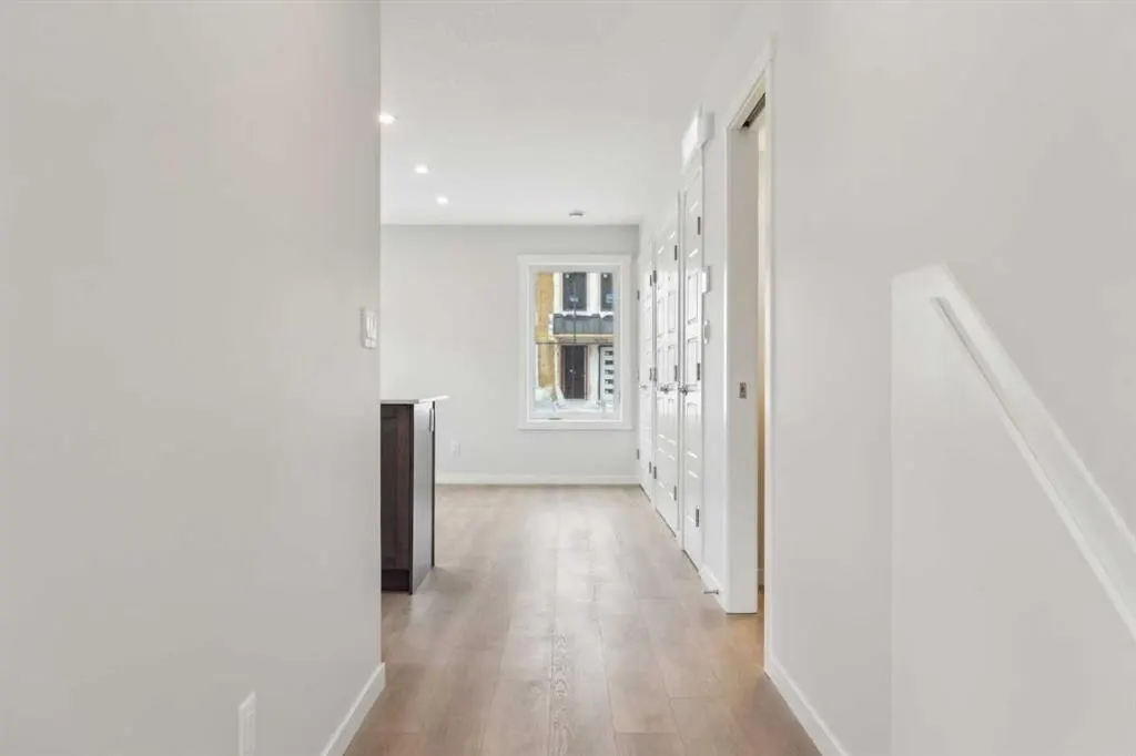 63 Belmont Passage SW #101 — photo 2