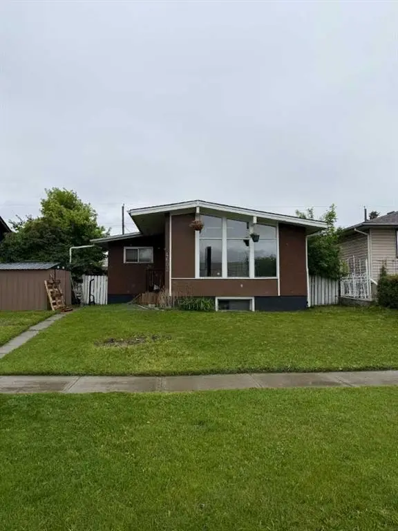 4603 Edmonton Trail NE