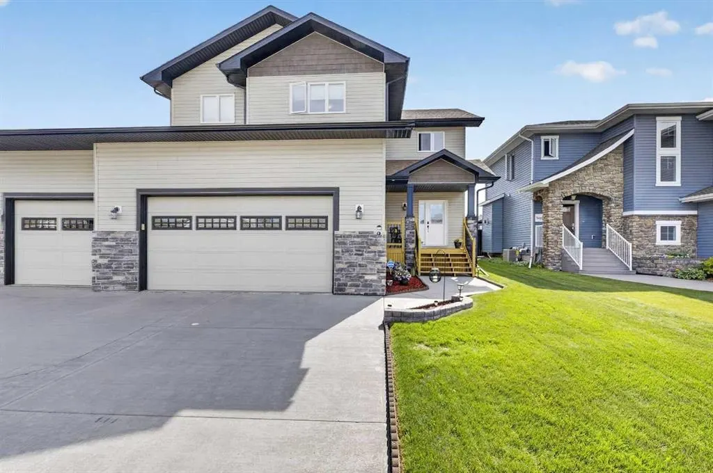 9 Vantage Crescent — photo 3