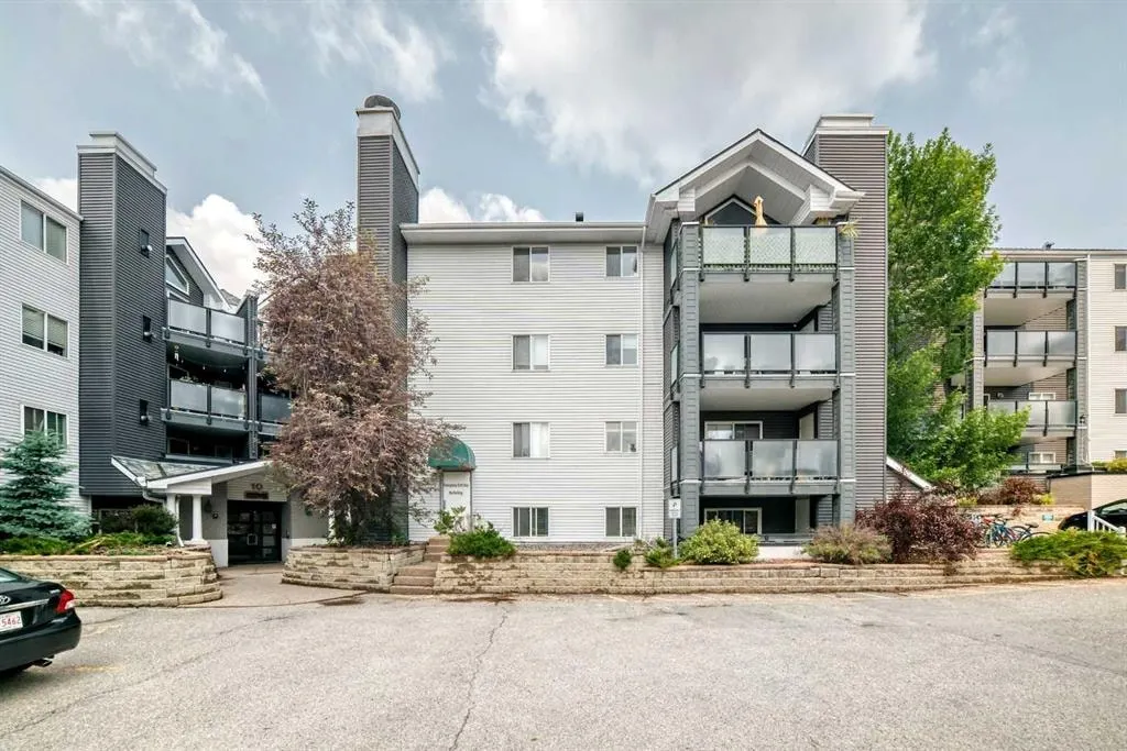 10 Sierra Morena Mews SW #214 — photo 2