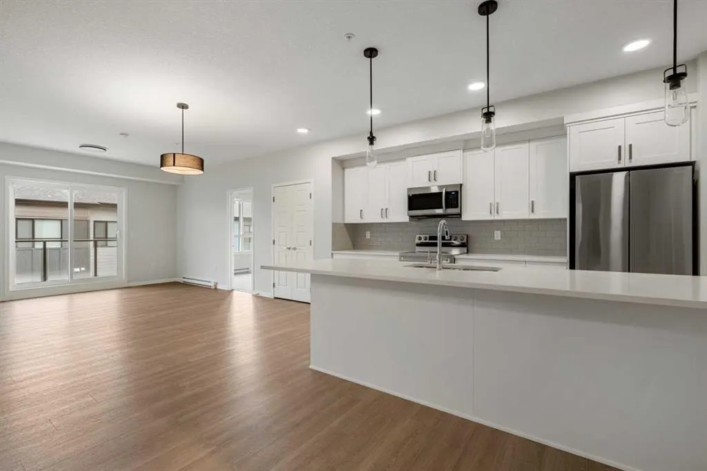 42 Cranbrook Gardens SE #1311 — photo 2