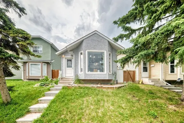 46 Dovercliffe Way SE