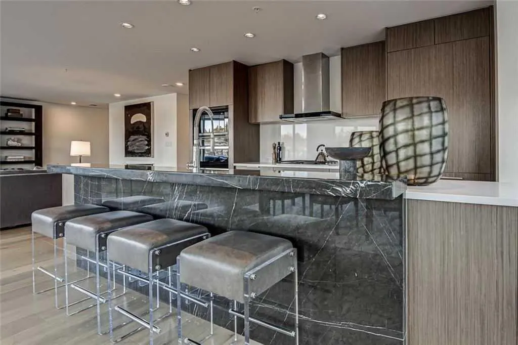 128 Waterfront Court SW #501 — photo 3