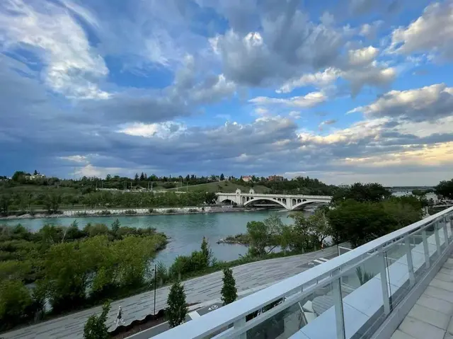 128 Waterfront Court SW #501