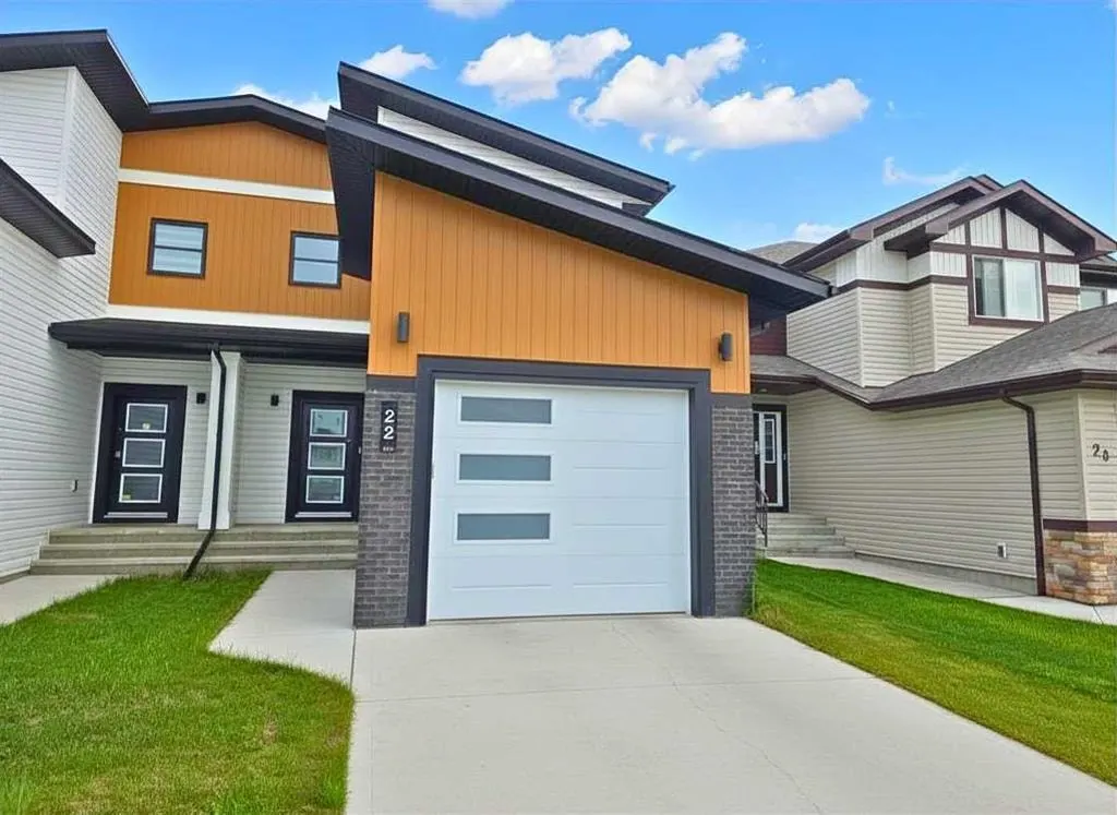 22 Earl Close — photo 1
