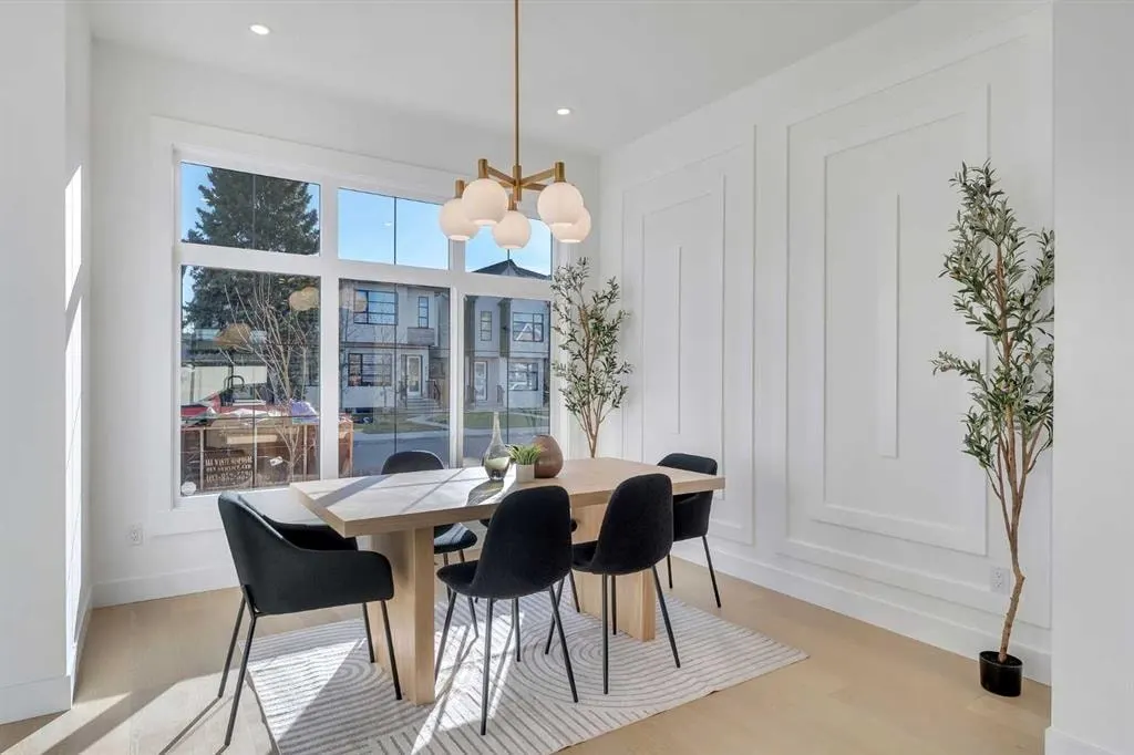 612 22 Avenue NE — photo 3