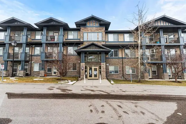 10 Panatella Road NW #212