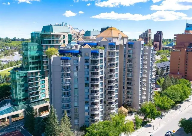 804 3 Avenue SW #1002