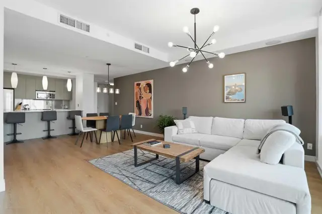 530 12 Avenue SW #706