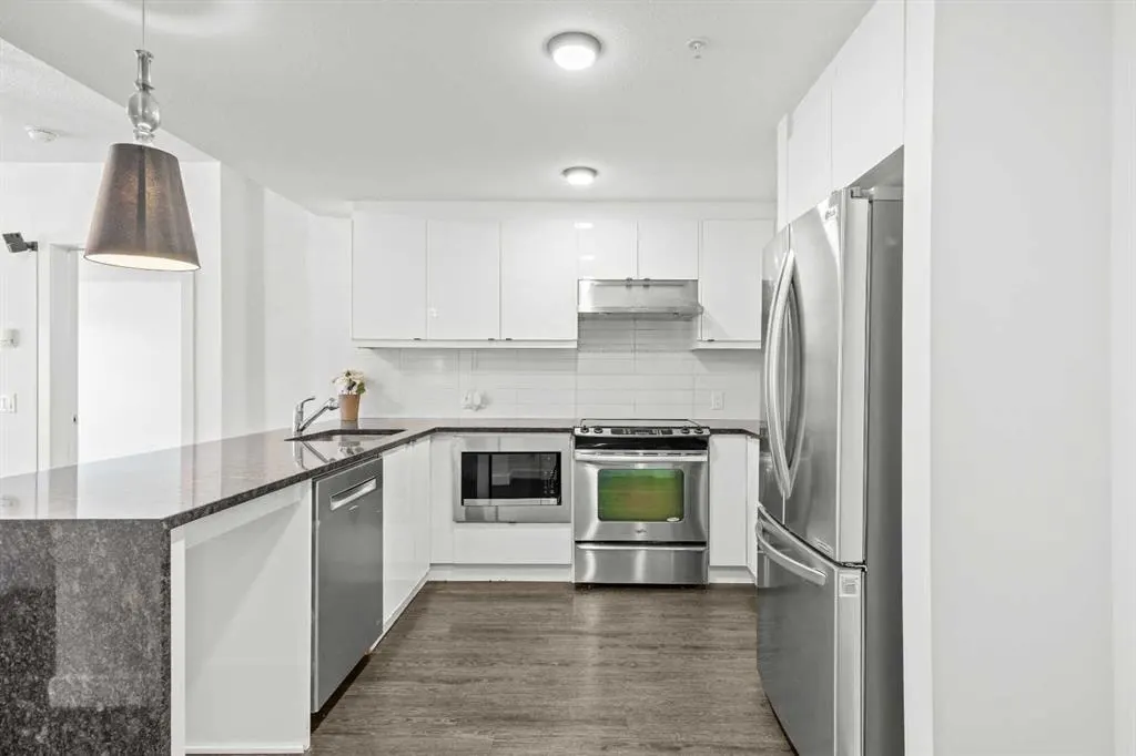 25 Aspenmont Heights SW #103 — photo 2