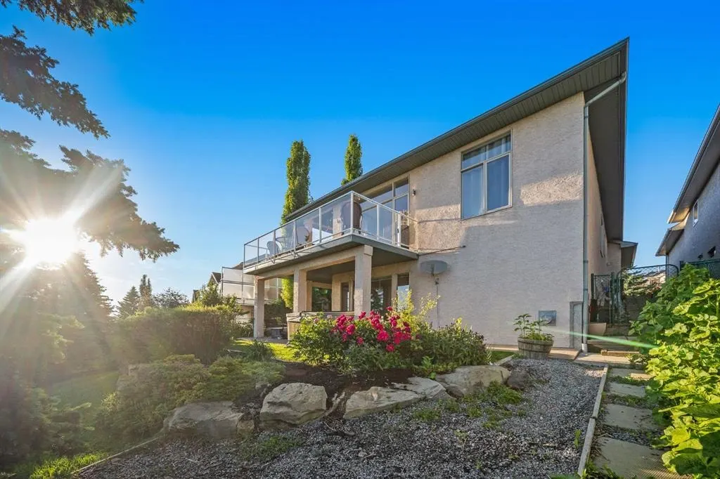 19 Gleneagles View — photo 2