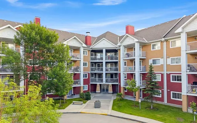 10 Prestwick Bay SE #3408