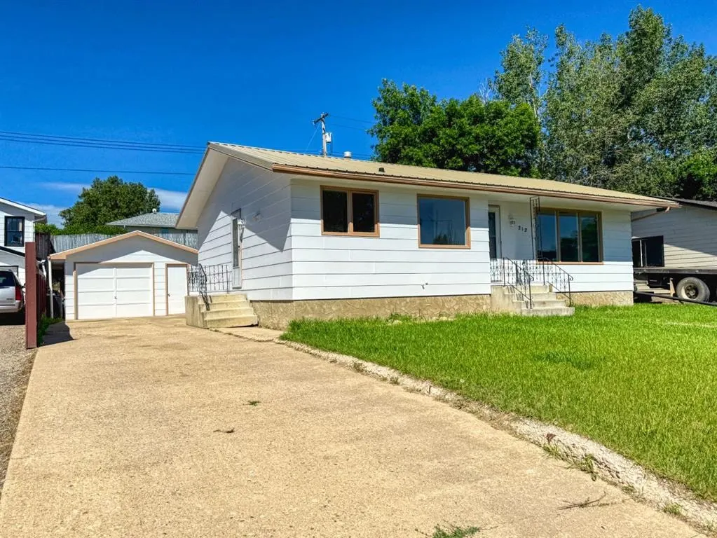 212 Aberdeen Avenue — photo 1