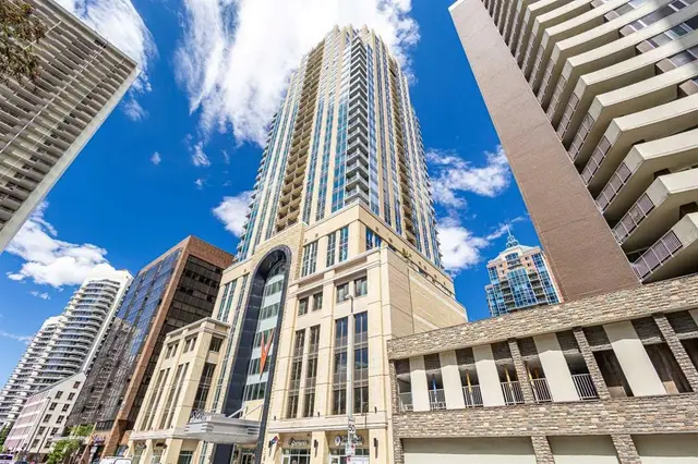 930 6 Avenue SW #1004