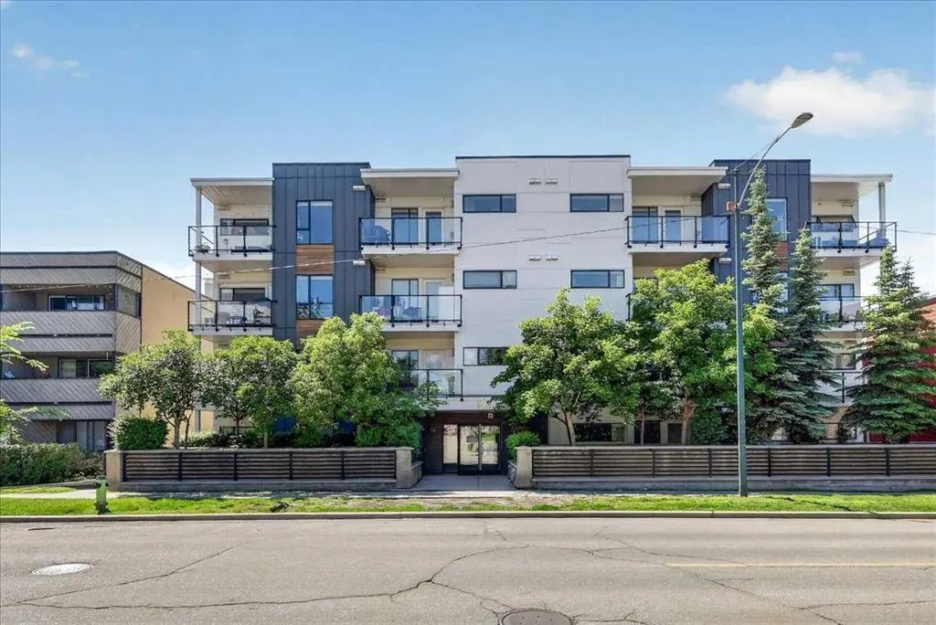 1521 26 Avenue SW #105 — photo 3