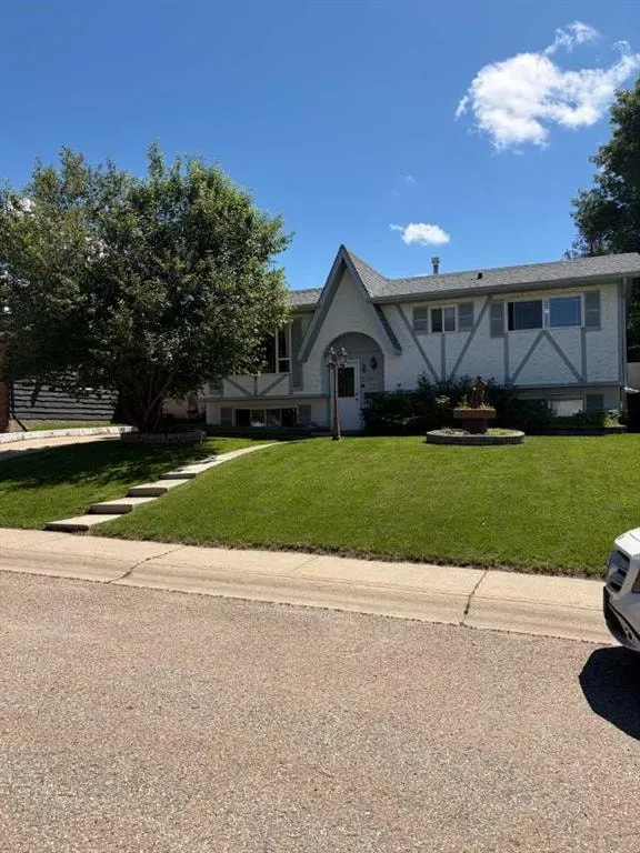 5144 35 Street E — photo 2