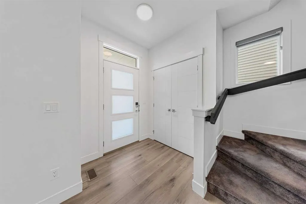 242 Carrington Gate NW — photo 3