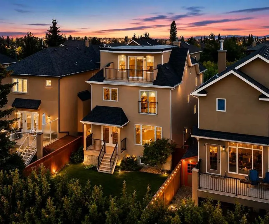 24 Aspen Meadows Green SW — photo 2