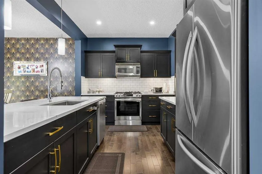 35 Copperleaf Crescent SE — photo 3