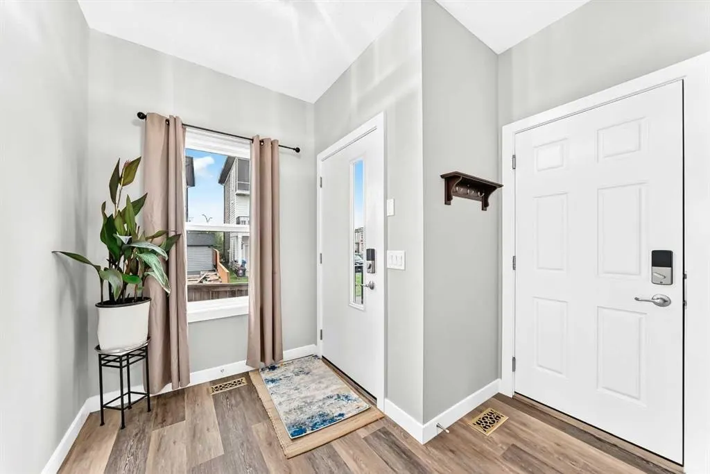 41 Walcrest Way SE — photo 3