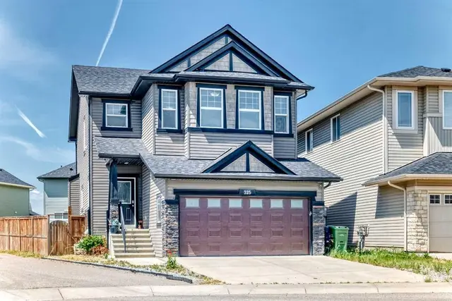325 Evanspark Gardens NW