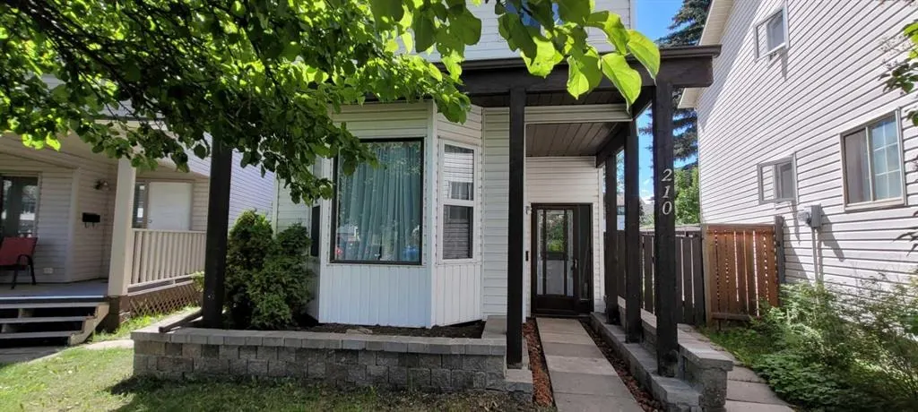210 Woodmont Court SW — photo 1
